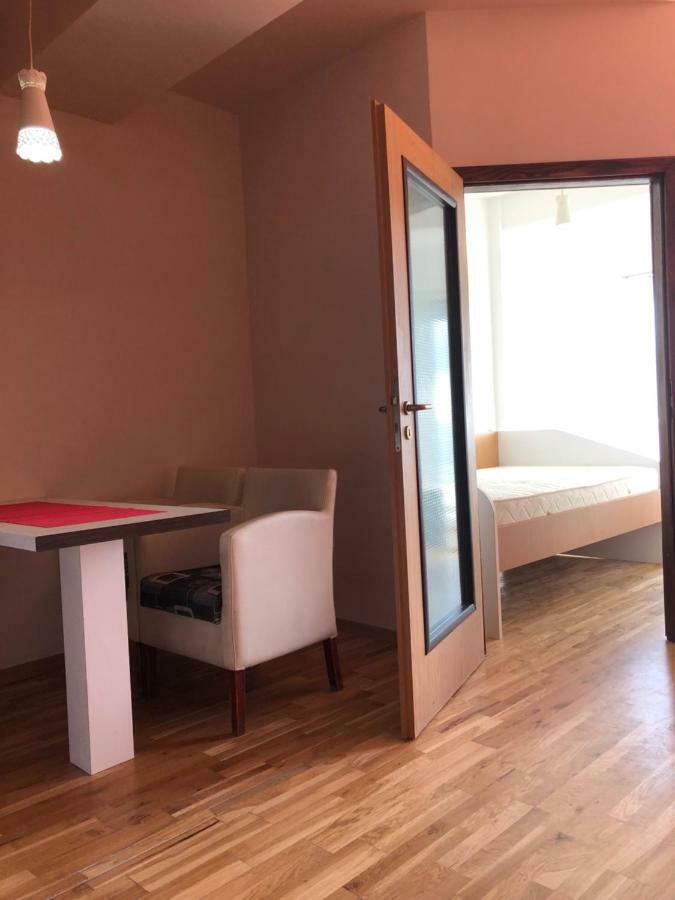 Baron Apartment โอครีด ภายนอก รูปภาพ
