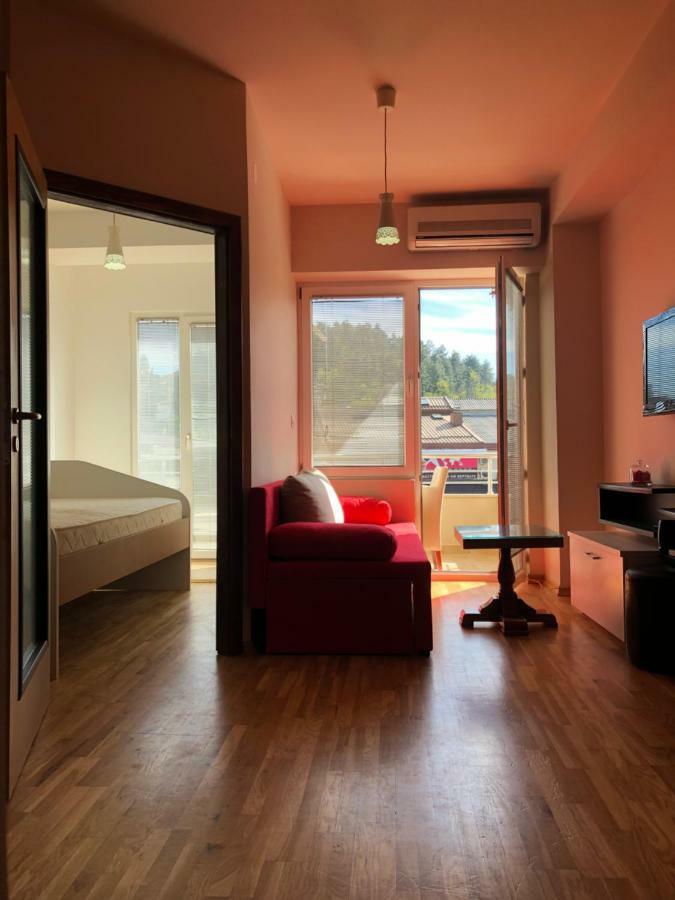 Baron Apartment โอครีด ภายนอก รูปภาพ
