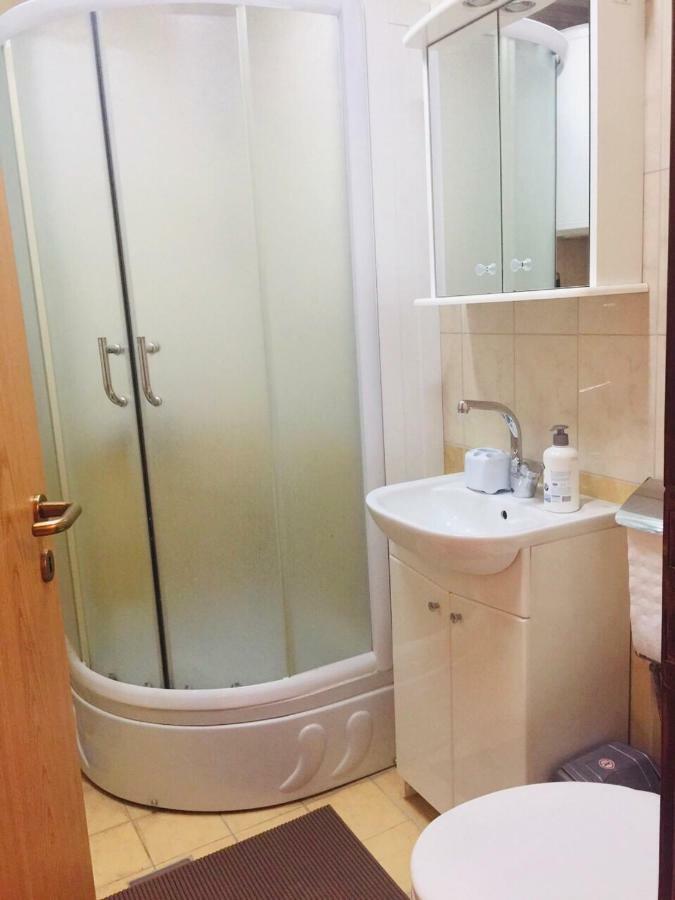 Baron Apartment โอครีด ภายนอก รูปภาพ